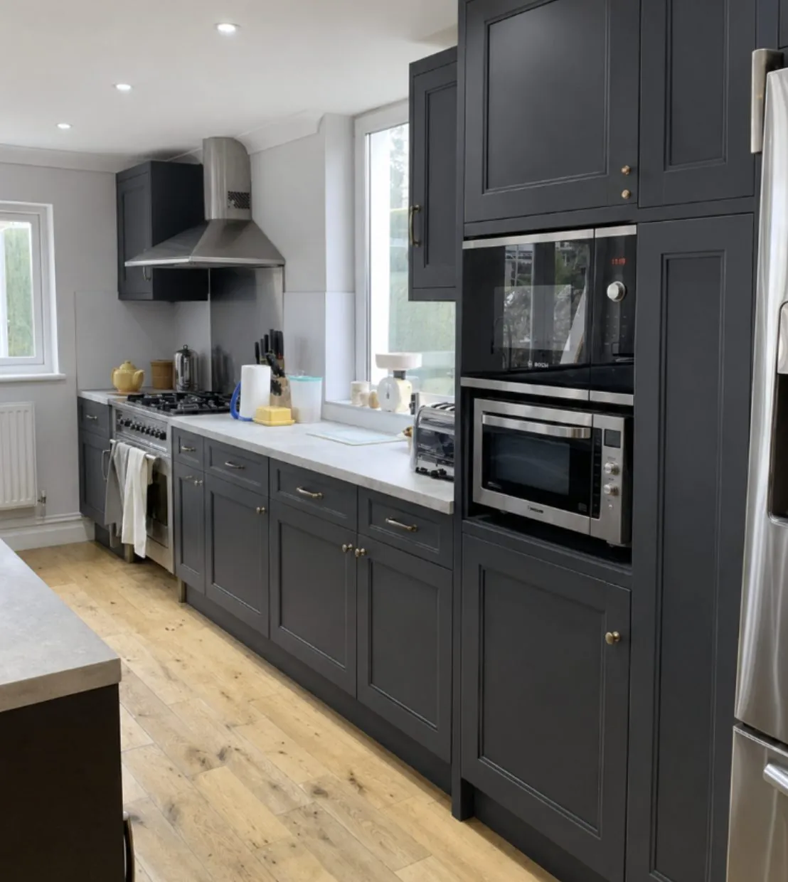 Charcoal resprayed kitchen